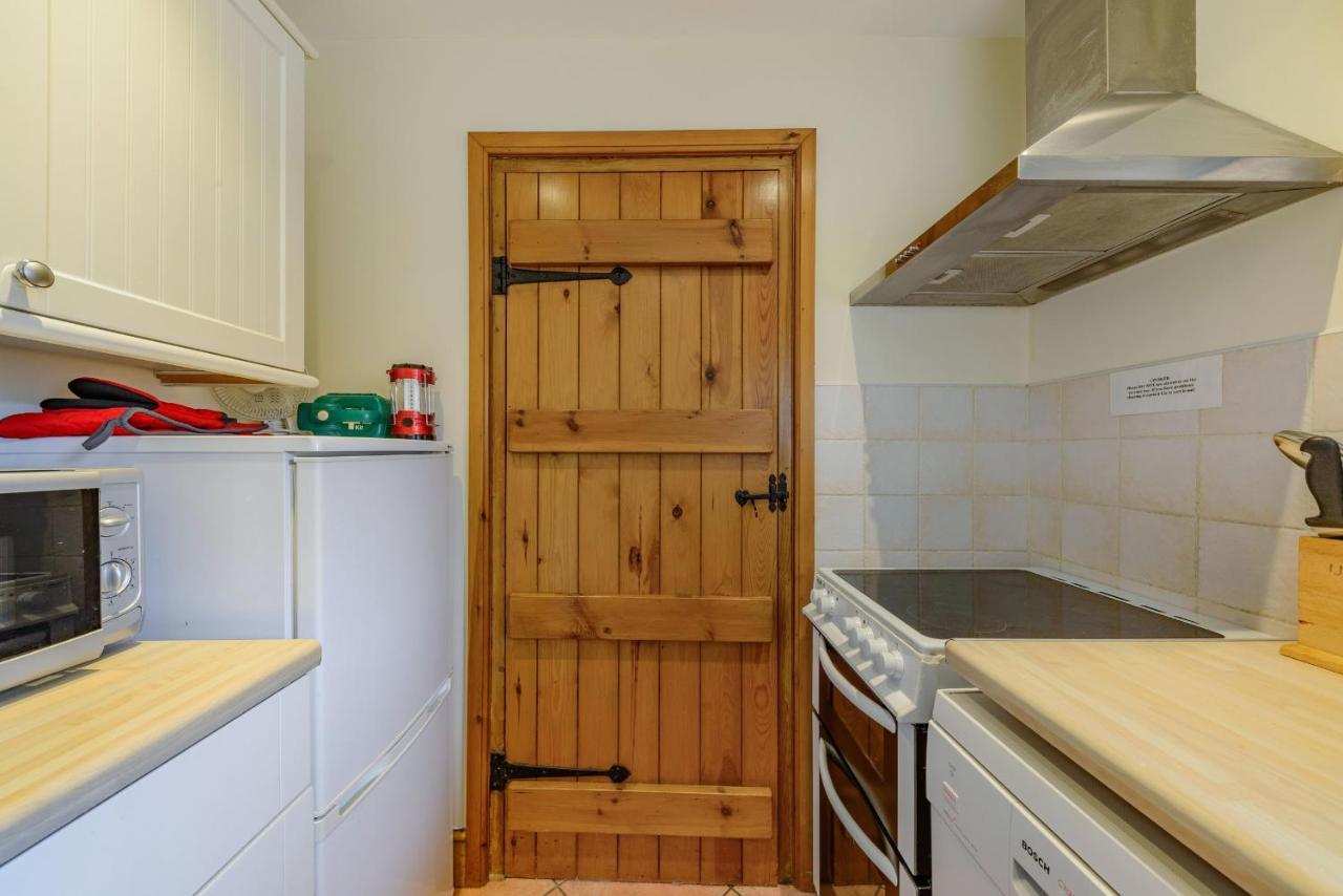 Wren Cottage Rudyard Экстерьер фото